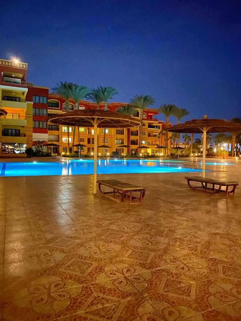 Esplanada Hotel Apartments フルガダ エクステリア 写真
