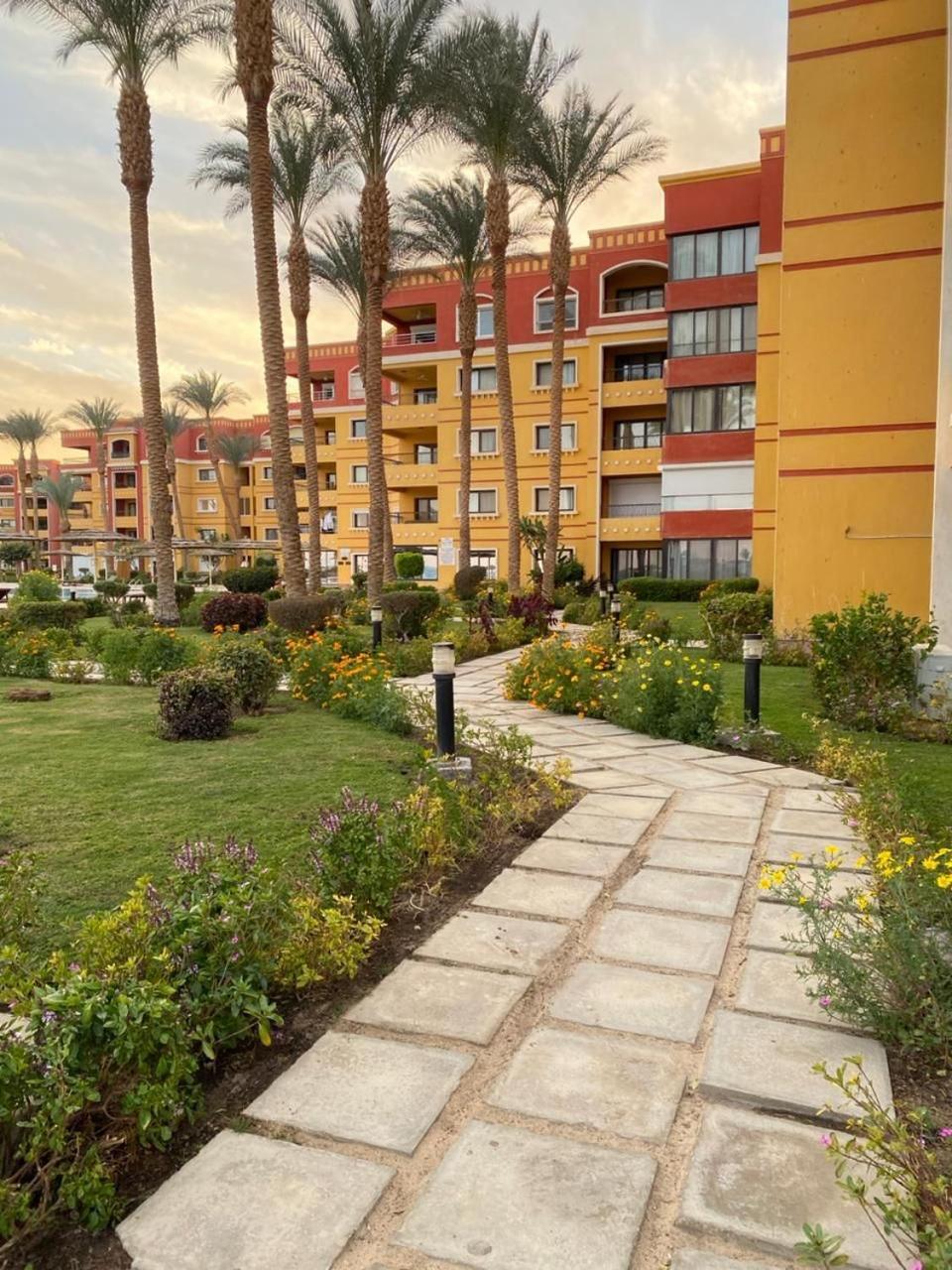 Esplanada Hotel Apartments フルガダ エクステリア 写真