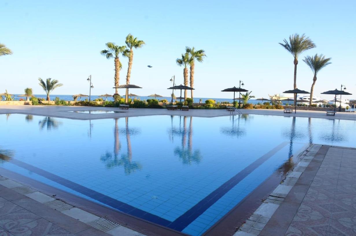 Esplanada Hotel Apartments フルガダ エクステリア 写真